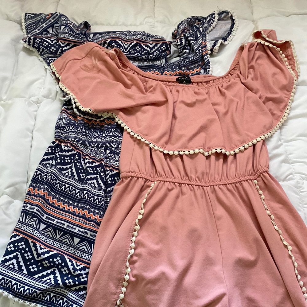 set of 2 rue 21 rompers super soft material